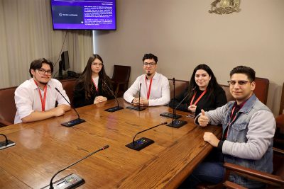Periodismo new2-estudiantes-en-el-congreso-400x267